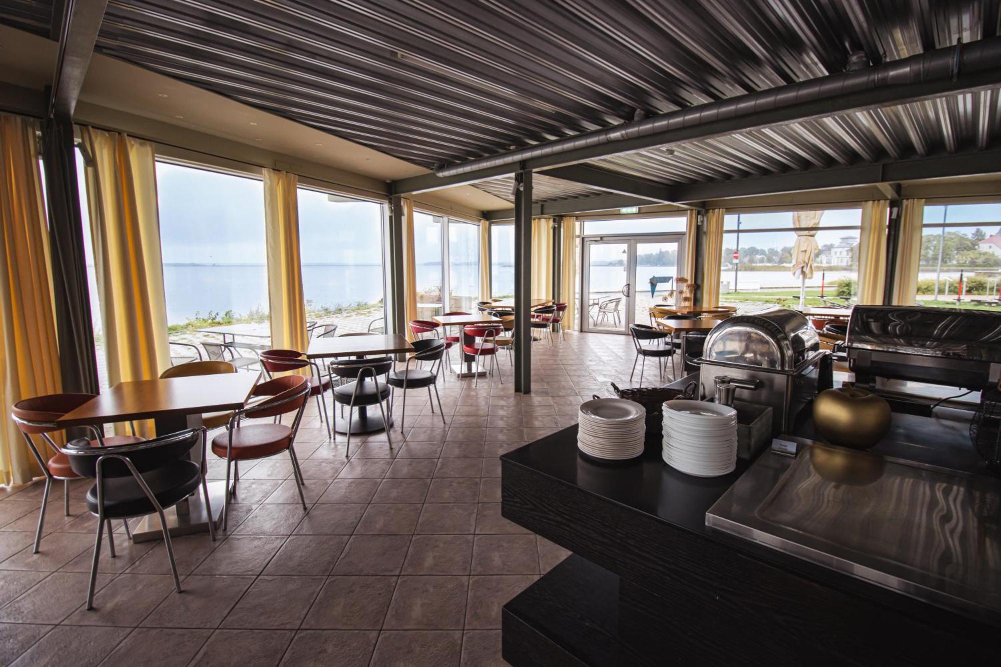 הפסלאו Hotel Promenaadi מראה חיצוני תמונה